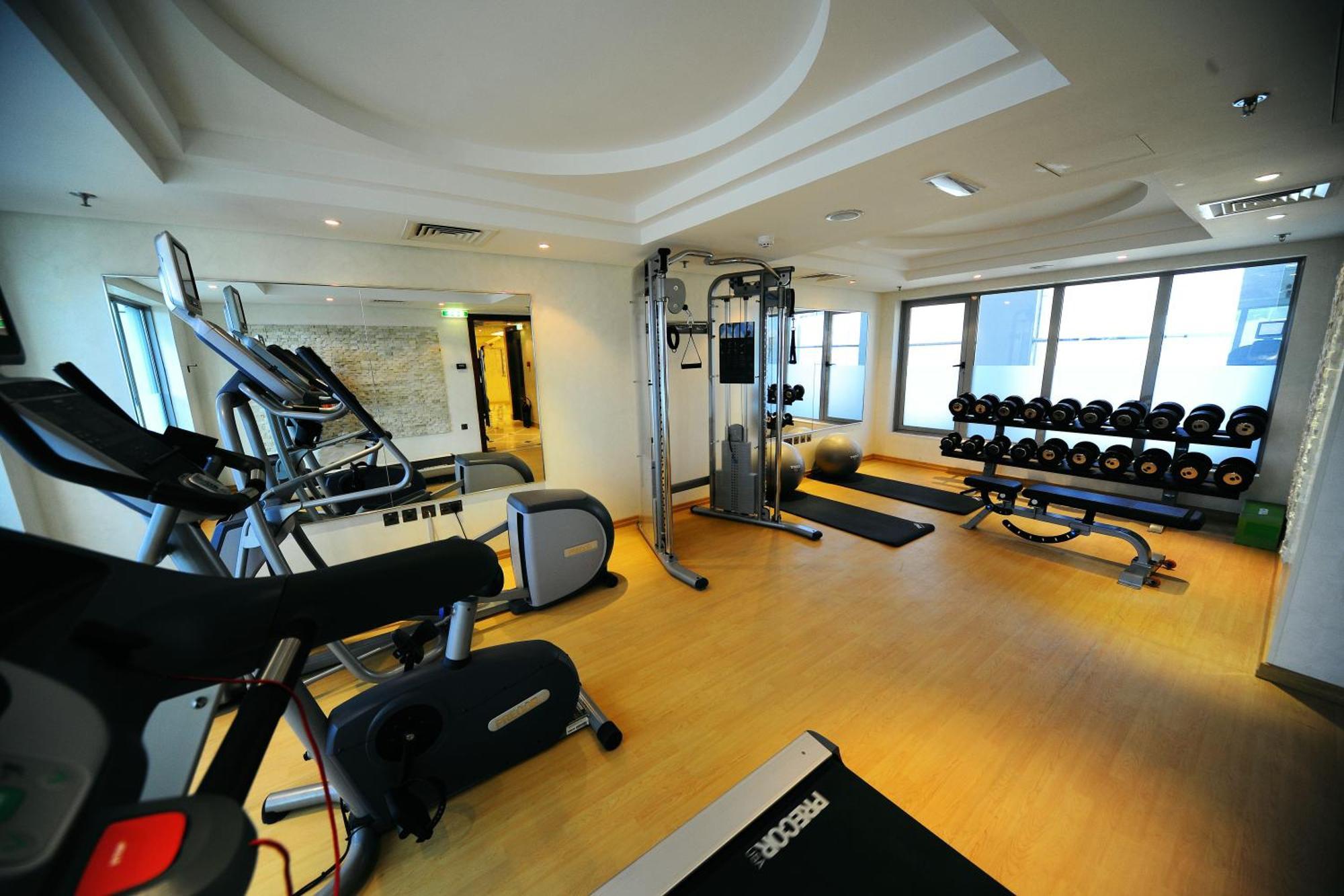 דובאי Monaco Hotel מראה חיצוני תמונה