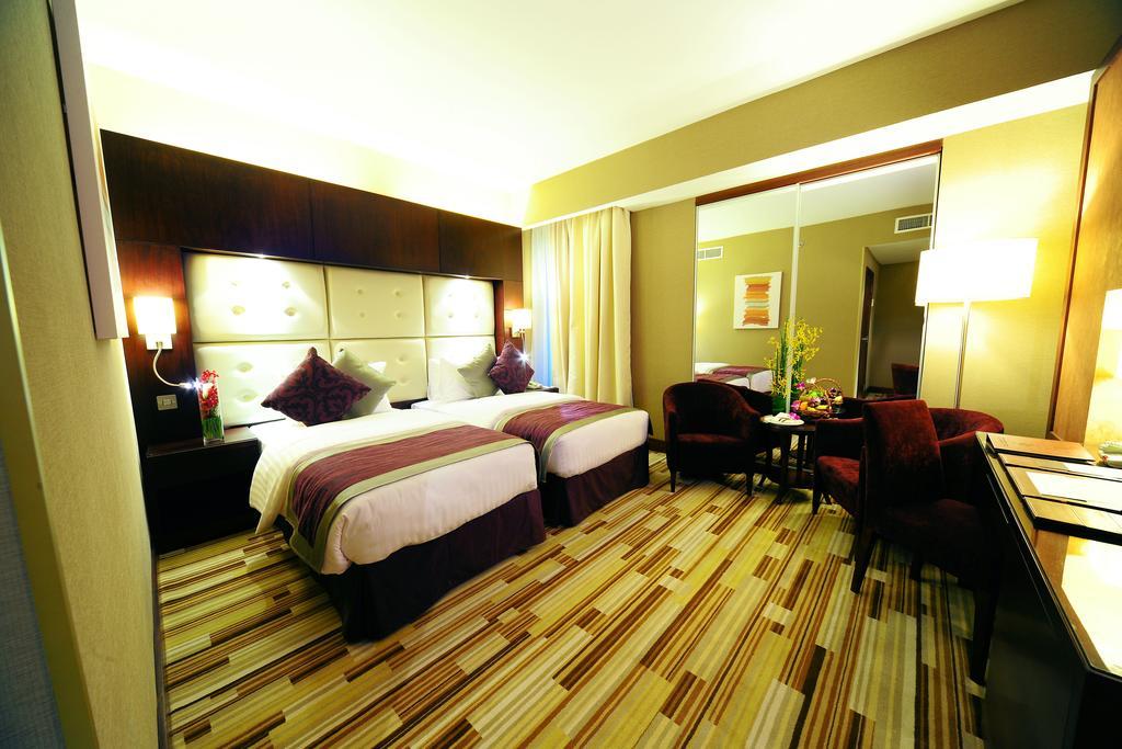 דובאי Monaco Hotel מראה חיצוני תמונה